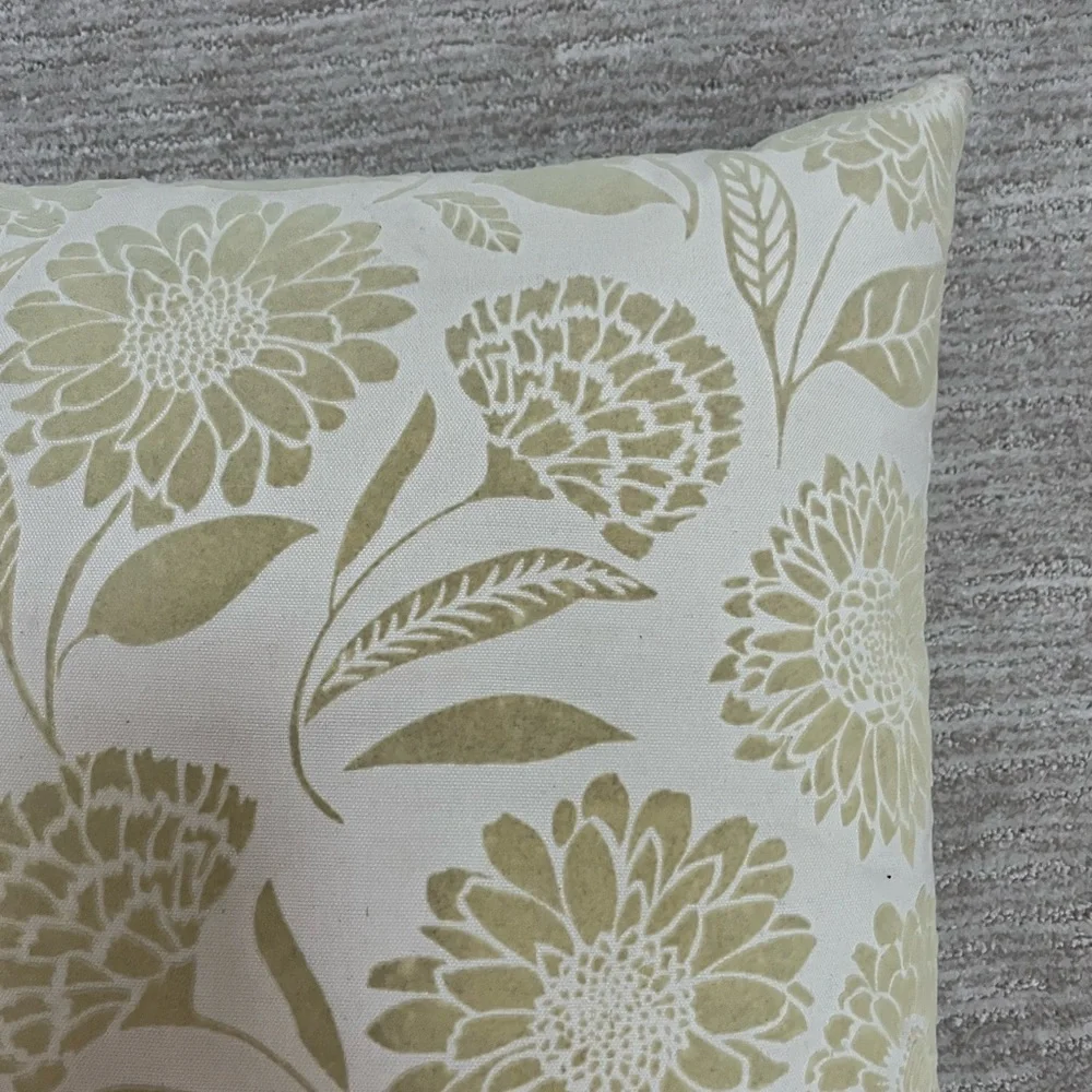 NEWPORT Velvet Detail Yellow Flower Down Fill Pillow 19” x 19”